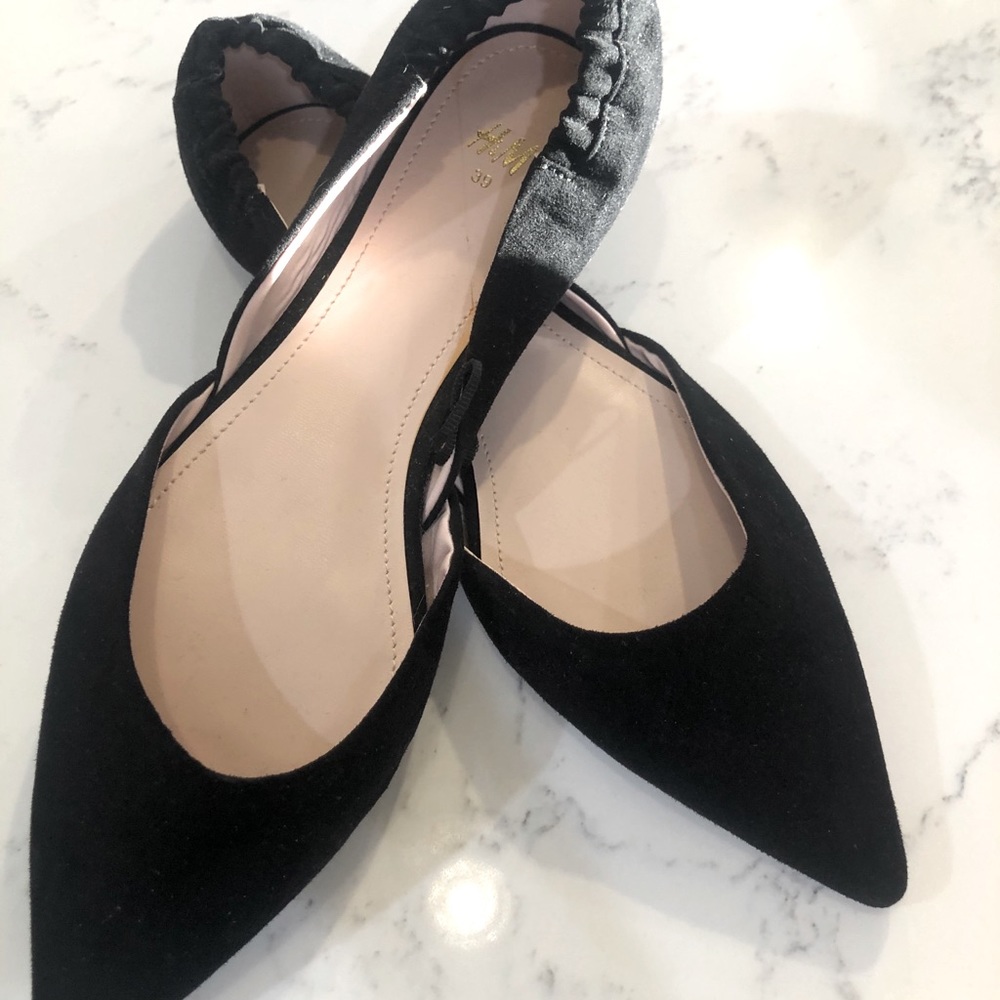 Pointed toe dressy flats!